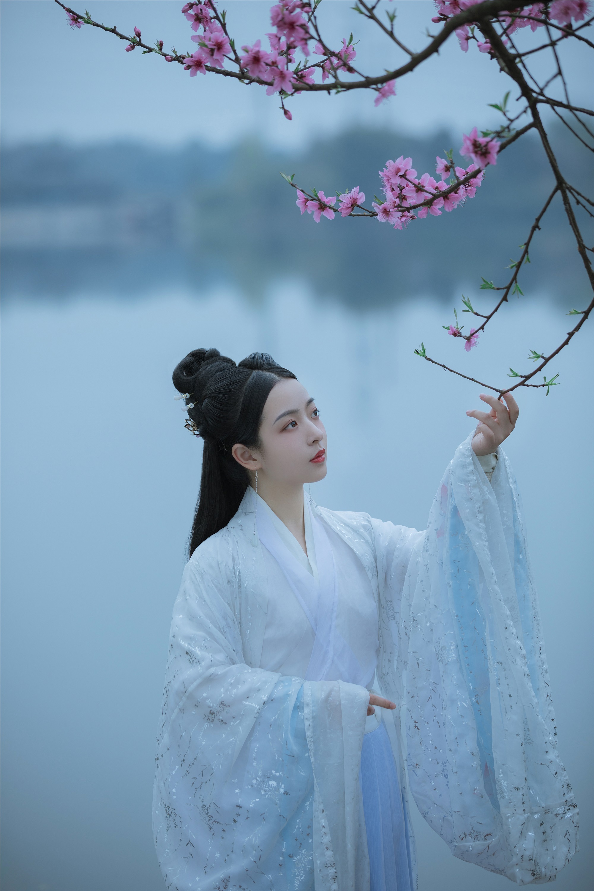 YITUYU艺图语 2021.09.04 山有木兮 呼呼